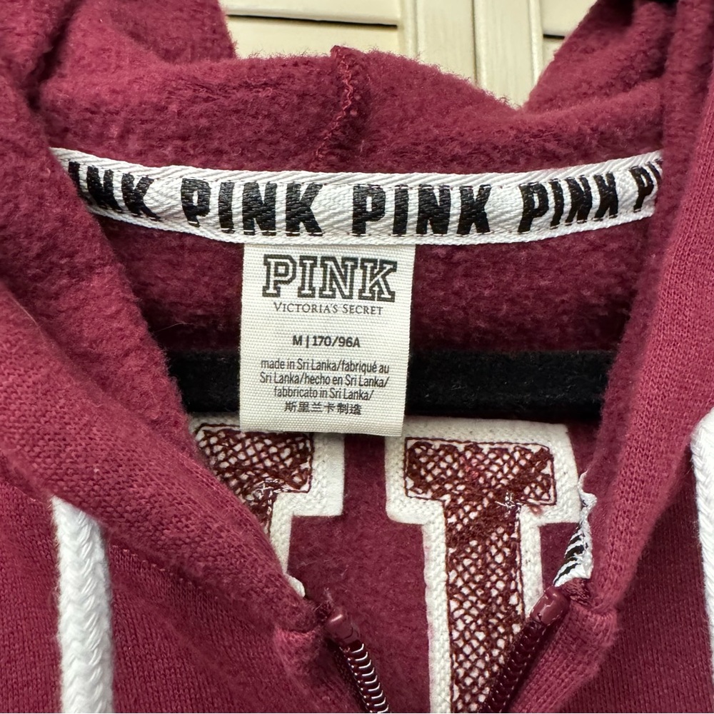 Victoria’s Secret PINK Zip Up Hoodie in Burgundy Medium - Picture 3 of 5